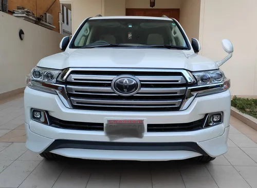 Toyota Land Cruiser AX 2017