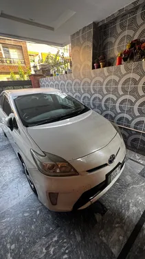 Toyota Prius 2012