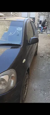 Toyota Vitz F 1.0 2000
