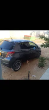 Toyota Vitz F 1.0 2011