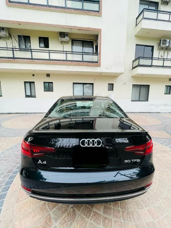 Audi A4 2018 for Sale in Gujranwala Audi A4 2018 for Sale in Gujranwala Image-13
