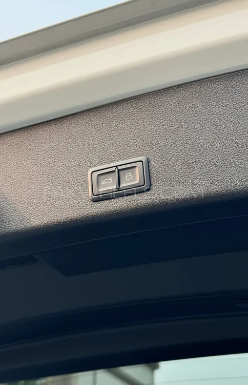 Audi e-tron 2020 for Sale in Lahore Audi e-tron 2020 for Sale in Lahore Image-16