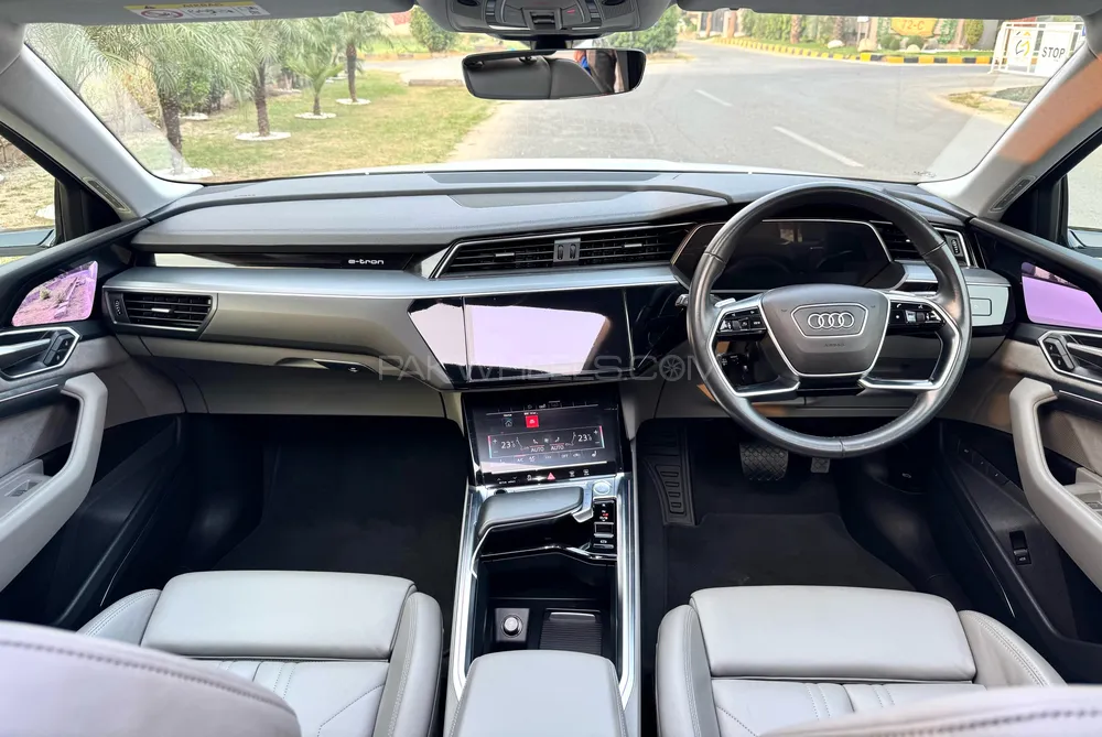 Audi e-tron 2020 for Sale in Lahore Audi e-tron 2020 for Sale in Lahore Image-11