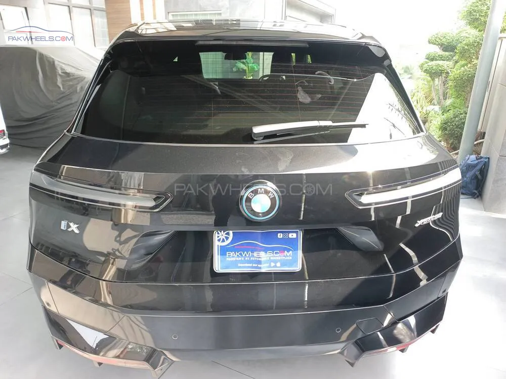 BMW iX 2023 for Sale in Lahore BMW iX 2023 for Sale in Lahore Image-4