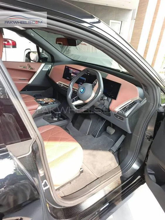 BMW iX 2023 for Sale in Lahore BMW iX 2023 for Sale in Lahore Image-9