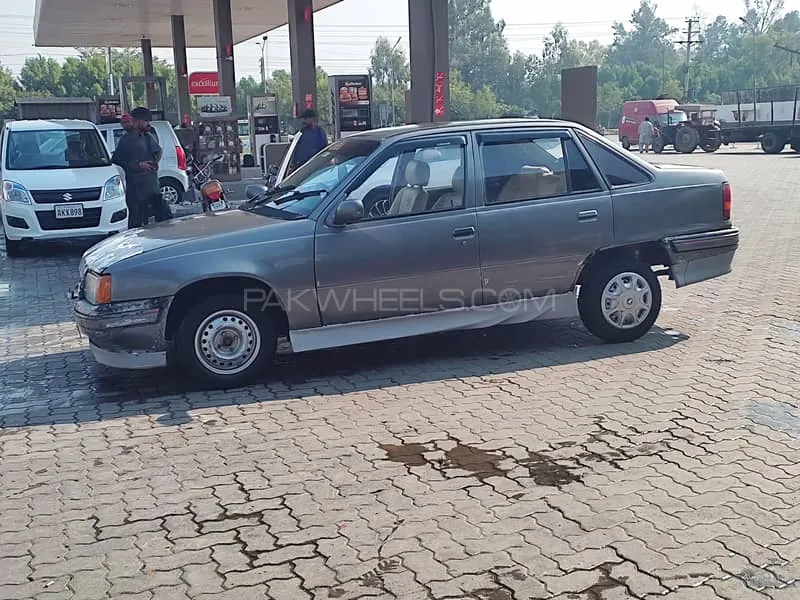 ڈیوو ریسر 1993 for Sale in گجرانوالہ ڈیوو ریسر 1993 for Sale in گجرانوالہ Image-4