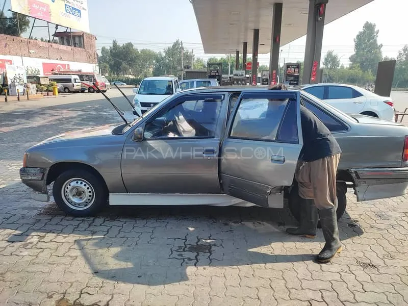 ڈیوو ریسر 1993 for Sale in گجرانوالہ ڈیوو ریسر 1993 for Sale in گجرانوالہ Image-6
