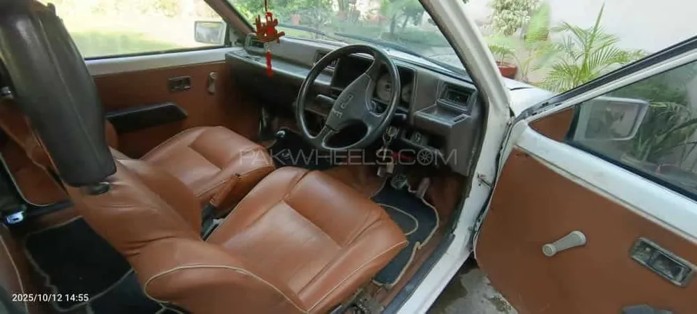 Daihatsu Charade 1988 for Sale in Lahore Daihatsu Charade 1988 for Sale in Lahore Image-9