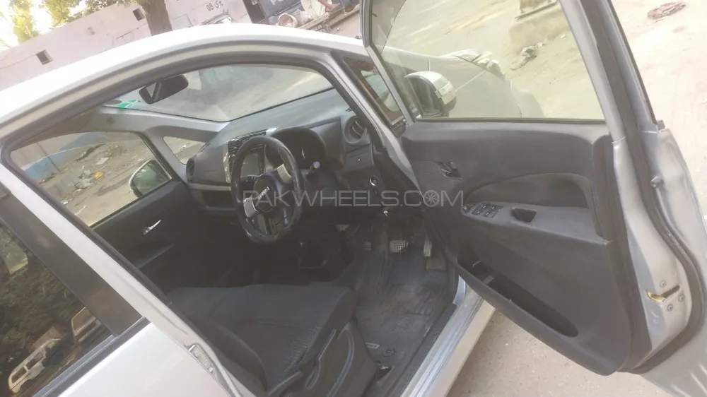 Daihatsu Move 2014 for Sale in Karachi Daihatsu Move 2014 for Sale in Karachi Image-10