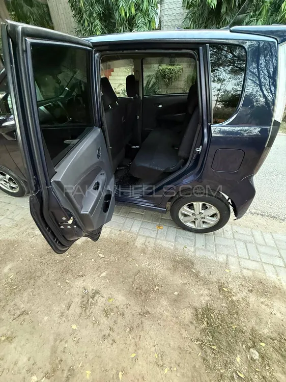 Daihatsu Move 2013 for Sale in Lahore Daihatsu Move 2013 for Sale in Lahore Image-18