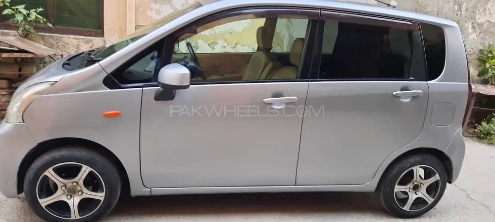 Daihatsu Move 2014 for Sale in Lahore Daihatsu Move 2014 for Sale in Lahore Image-2