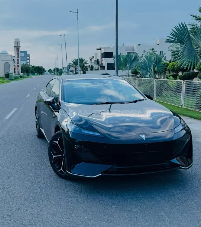 Deepal L07 2025 for Sale in Lahore Image-1