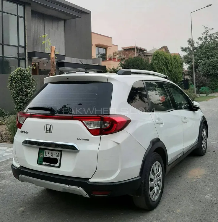 Honda BR-V 2018 for Sale in Lahore Honda BR-V 2018 for Sale in Lahore Image-8