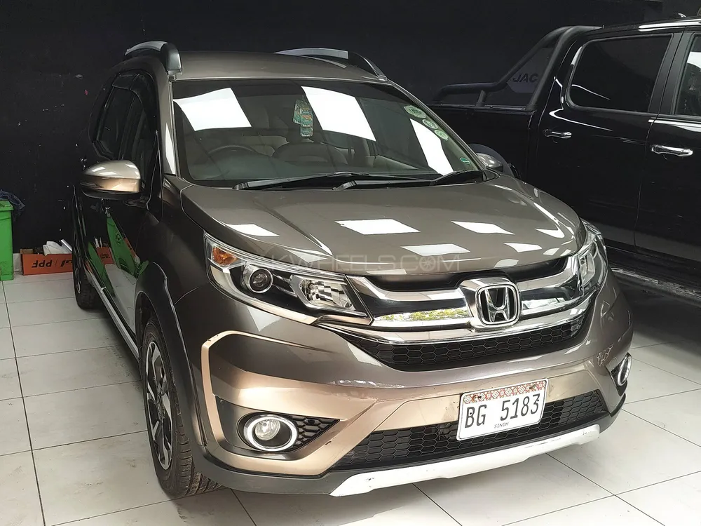 Honda BR-V 2017 for Sale in Karachi Honda BR-V 2017 for Sale in Karachi Image-3