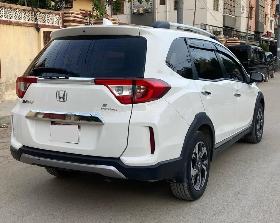 Honda BR-V 2021 for Sale in Karachi Honda BR-V 2021 for Sale in Karachi Image-5