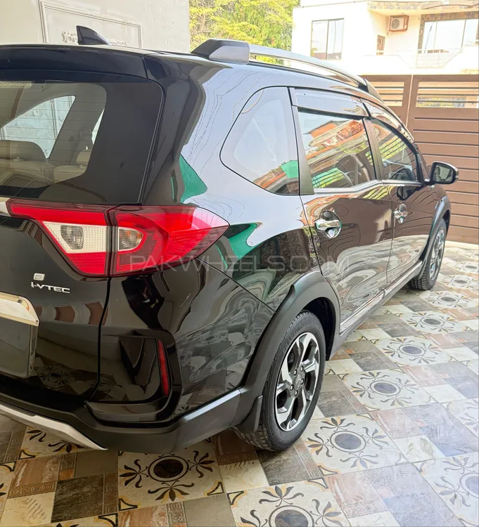 Honda BR-V 2021 for Sale in Lahore Honda BR-V 2021 for Sale in Lahore Image-5