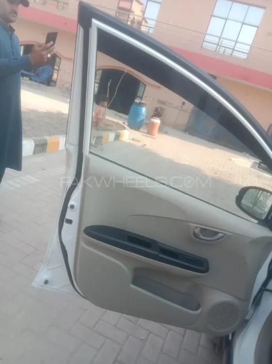Honda BR-V 2022 for Sale in Sheikhupura Honda BR-V 2022 for Sale in Sheikhupura Image-8