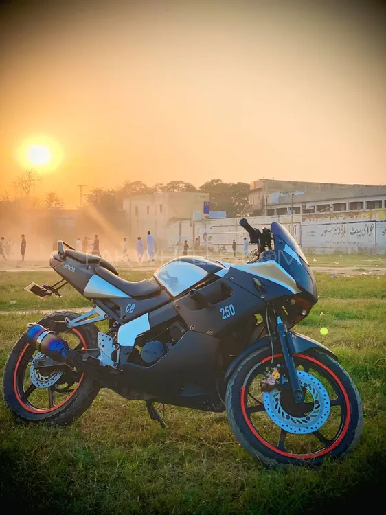 Honda CBR 150R 2004 for Sale Honda CBR 150R 2004 for Sale Image-3