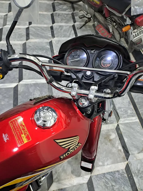 Honda CD 70 Dream 2025 for Sale Honda CD 70 Dream 2025 for Sale Image-2