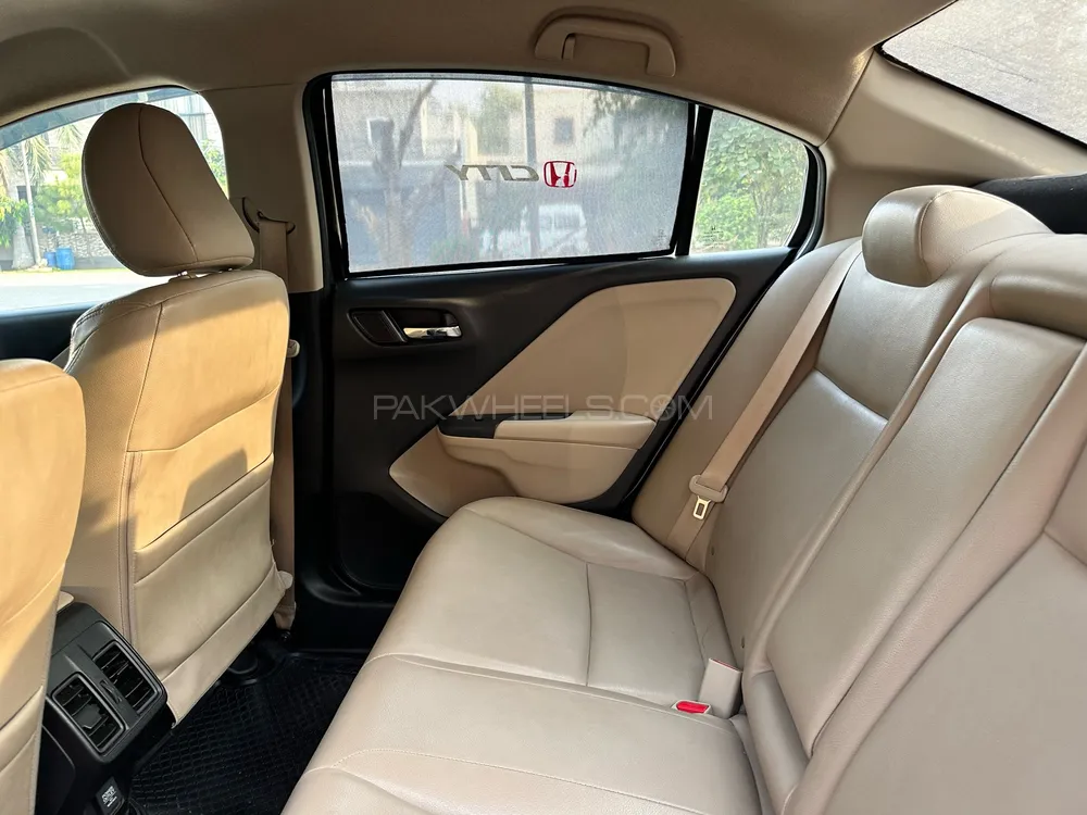 Honda City 2022 for Sale in Lahore Honda City 2022 for Sale in Lahore Image-6