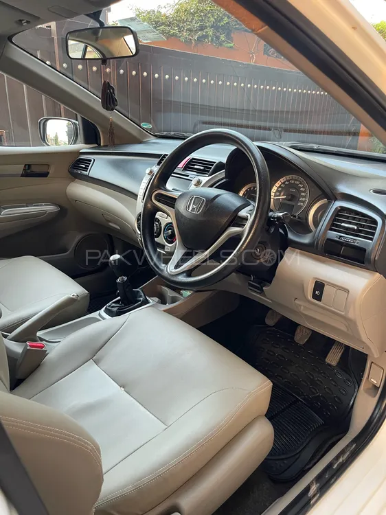 Honda City 2015 for Sale in Rawalpindi Honda City 2015 for Sale in Rawalpindi Image-14