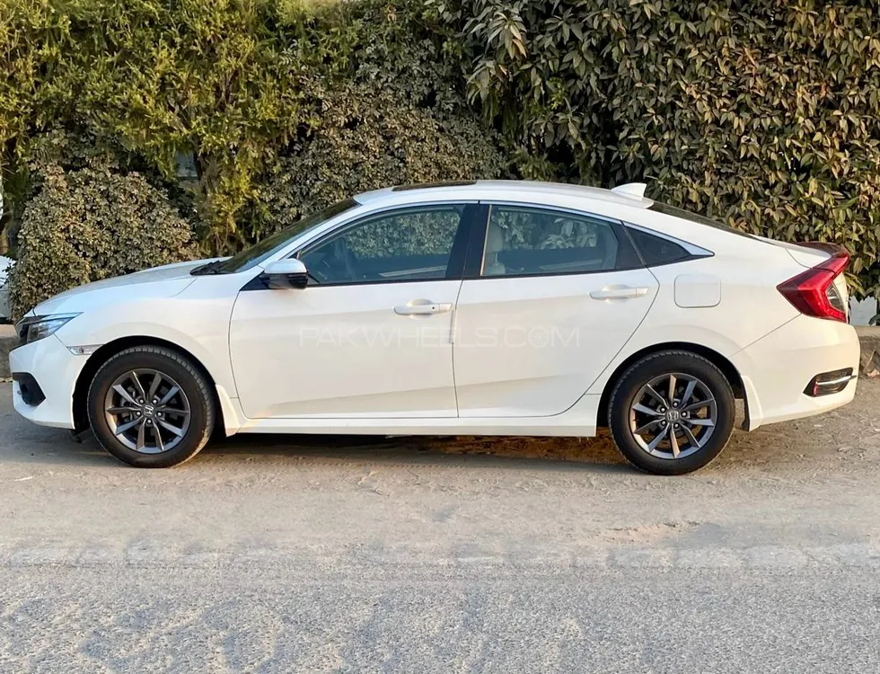 Honda Civic 2020 for Sale in Islamabad Honda Civic 2020 for Sale in Islamabad Image-4