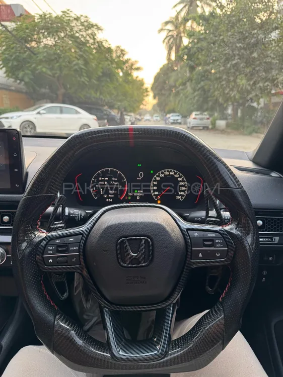 Honda Civic 2024 for Sale in Karachi Honda Civic 2024 for Sale in Karachi Image-9