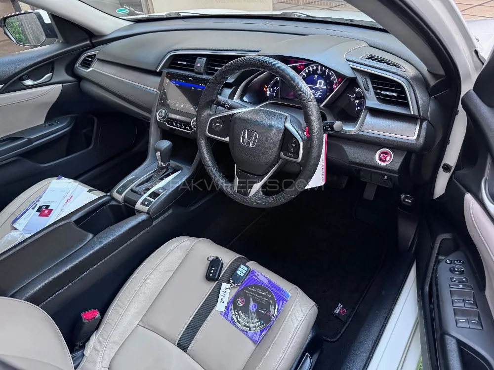 Honda Civic 2017 for Sale in Lahore Honda Civic 2017 for Sale in Lahore Image-17
