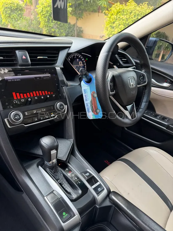 Honda Civic 2018 for Sale in Lahore Honda Civic 2018 for Sale in Lahore Image-11