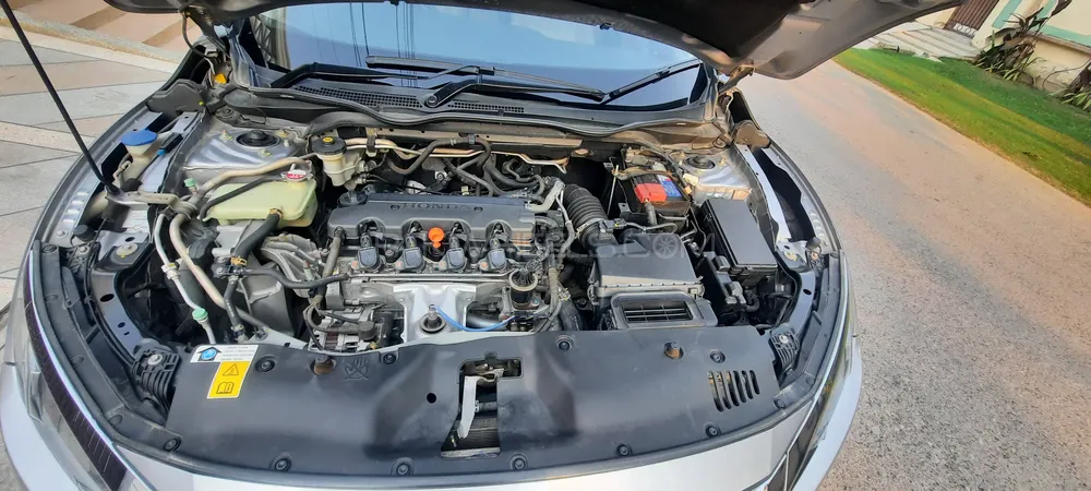 Honda Civic 2018 for Sale in Lahore Honda Civic 2018 for Sale in Lahore Image-13