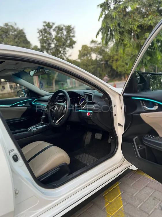 Honda Civic 2019 for Sale in Sialkot Honda Civic 2019 for Sale in Sialkot Image-6