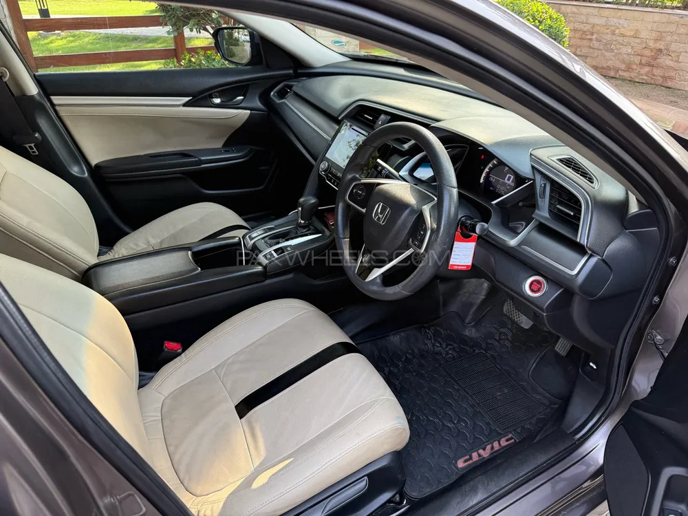 Honda Civic 2019 for Sale in Islamabad Honda Civic 2019 for Sale in Islamabad Image-7
