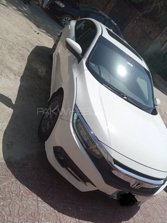 Honda Civic 2021 for Sale in Faisalabad Honda Civic 2021 for Sale in Faisalabad Image-6