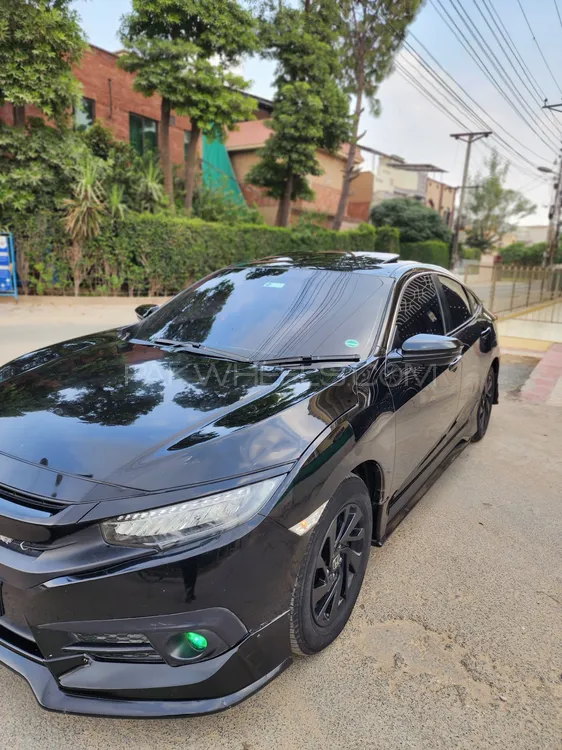 Honda Civic 2021 for Sale in Sahiwal Honda Civic 2021 for Sale in Sahiwal Image-2