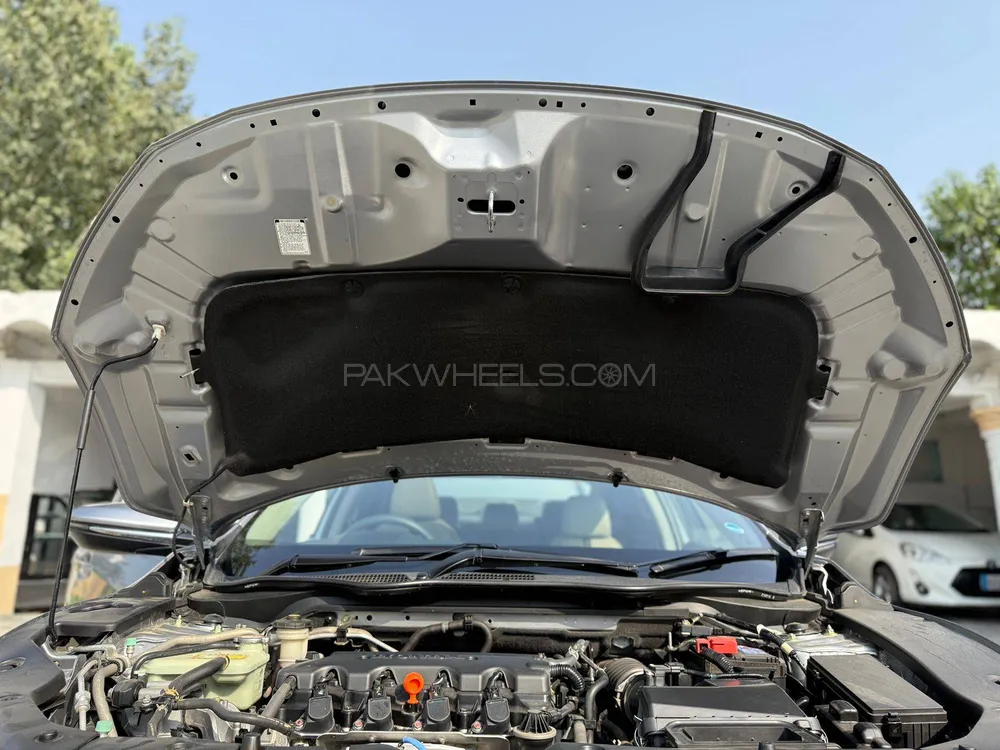 Honda Civic 2021 for Sale in Mardan Honda Civic 2021 for Sale in Mardan Image-8