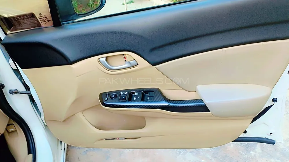 Honda Civic 2014 for Sale in Sargodha Honda Civic 2014 for Sale in Sargodha Image-3
