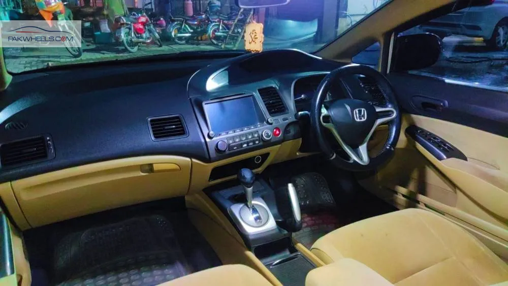 ہونڈا سوک 2011 for Sale in فیصل آباد ہونڈا سوک 2011 for Sale in فیصل آباد Image-8