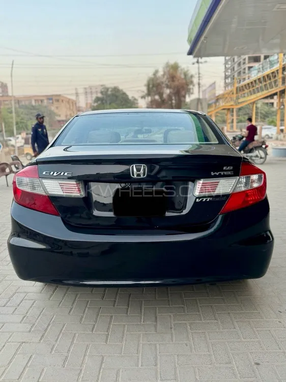 Honda Civic 2013 for Sale in Karachi Honda Civic 2013 for Sale in Karachi Image-4