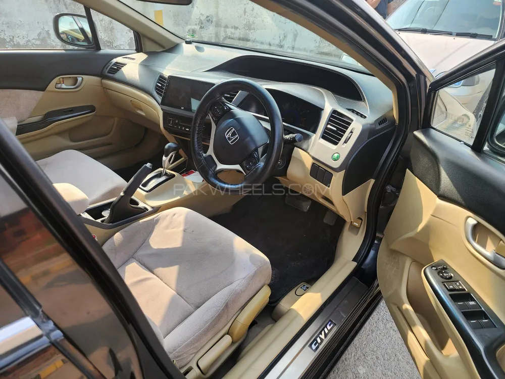 Honda Civic 2014 for Sale in Lahore Honda Civic 2014 for Sale in Lahore Image-13