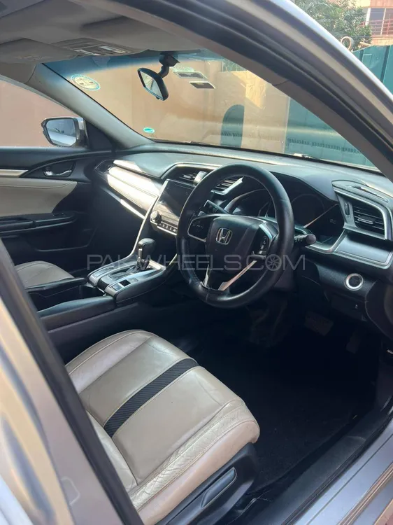 Honda Civic 2016 for Sale in Sialkot Honda Civic 2016 for Sale in Sialkot Image-9