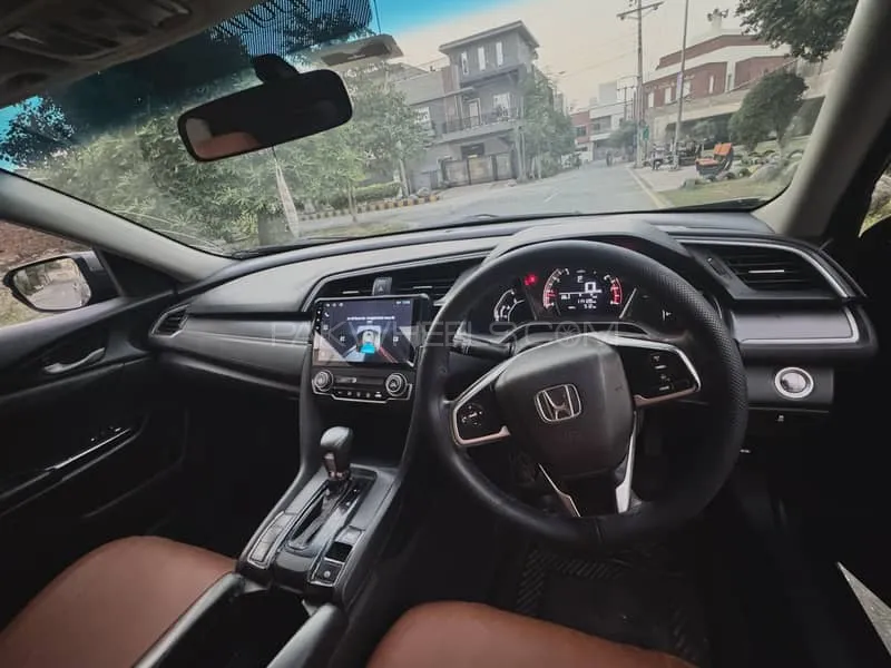 Honda Civic 2016 for Sale in Faisalabad Honda Civic 2016 for Sale in Faisalabad Image-4