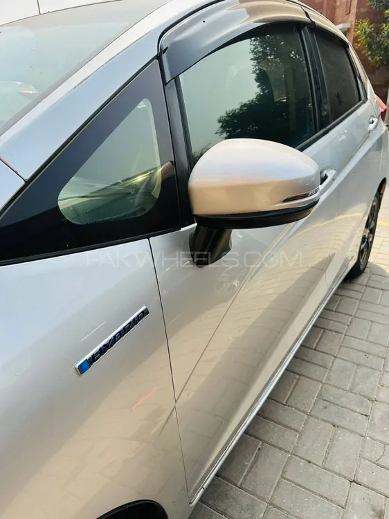 Honda Fit 2014 for Sale in Lahore Honda Fit 2014 for Sale in Lahore Image-18