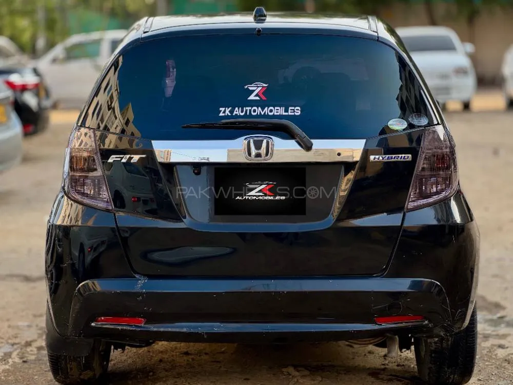 Honda Fit 2011 for Sale in Karachi Honda Fit 2011 for Sale in Karachi Image-5