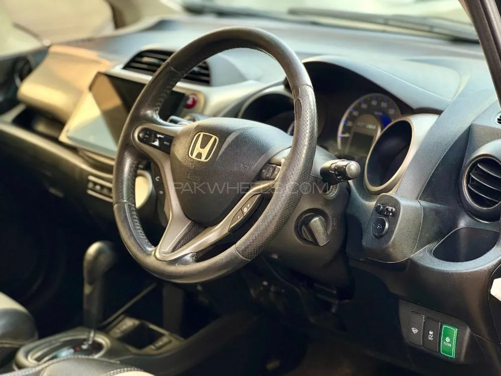 Honda Fit 2011 for Sale in Karachi Honda Fit 2011 for Sale in Karachi Image-10