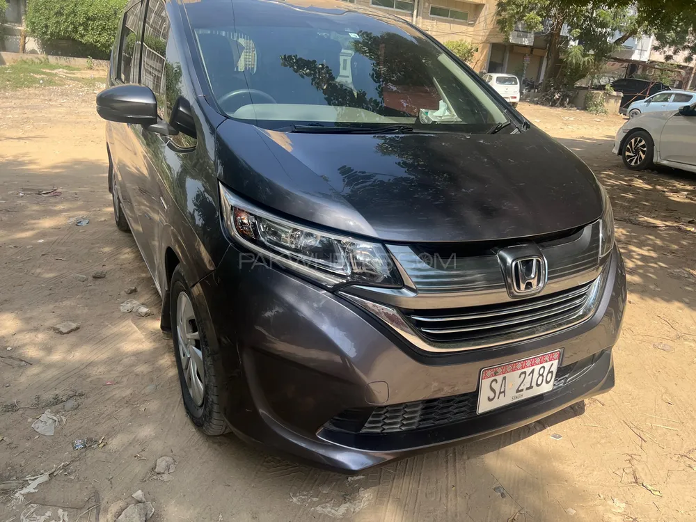 Honda Freed 2017 for Sale in Karachi Honda Freed 2017 for Sale in Karachi Image-3