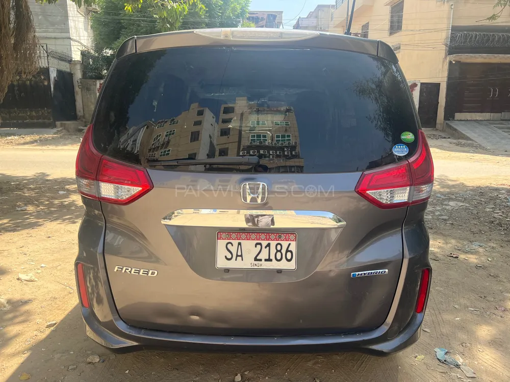 Honda Freed 2017 for Sale in Karachi Honda Freed 2017 for Sale in Karachi Image-13