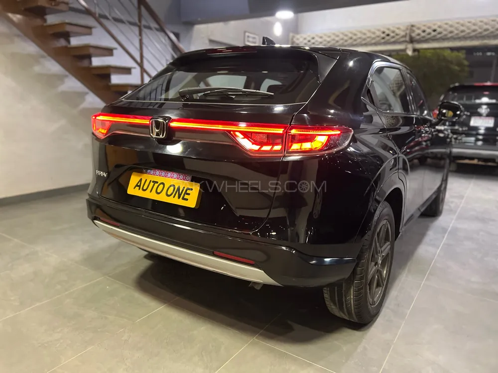 Honda HR-V 2023 for Sale in Karachi Honda HR-V 2023 for Sale in Karachi Image-5