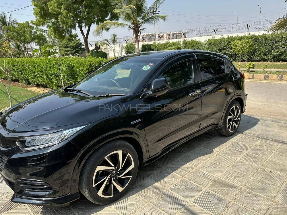 Honda Vezel 2019 for Sale in Karachi Honda Vezel 2019 for Sale in Karachi Image-4