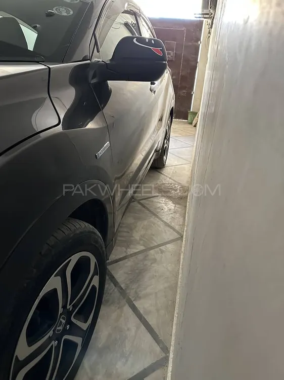 Honda Vezel 2014 for Sale in Karachi Honda Vezel 2014 for Sale in Karachi Image-11
