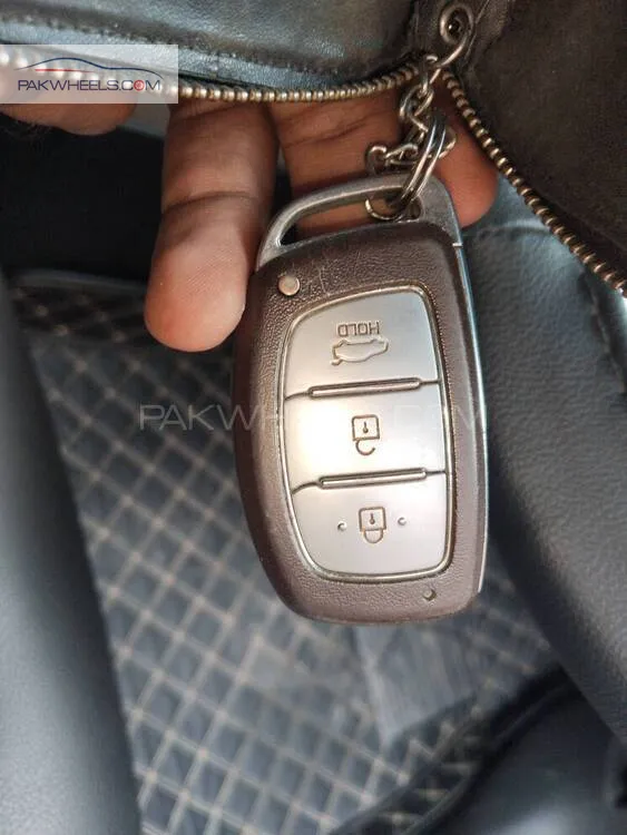 Hyundai Elantra 2021 for Sale in Lahore Hyundai Elantra 2021 for Sale in Lahore Image-13